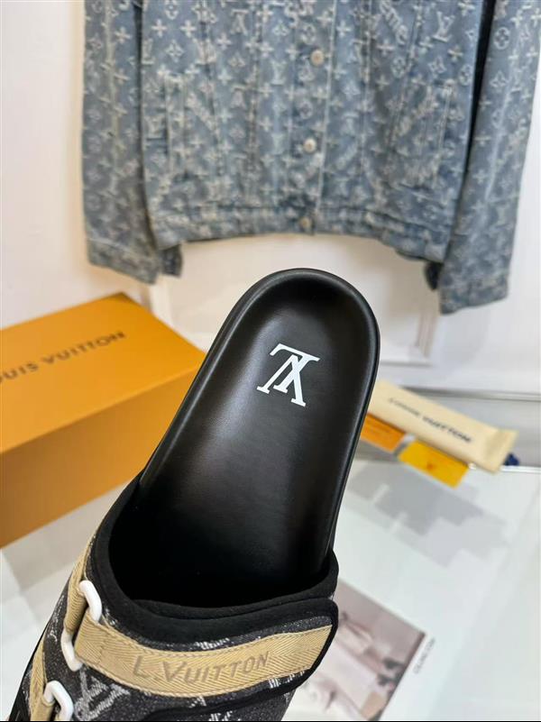 2025112818454420 210